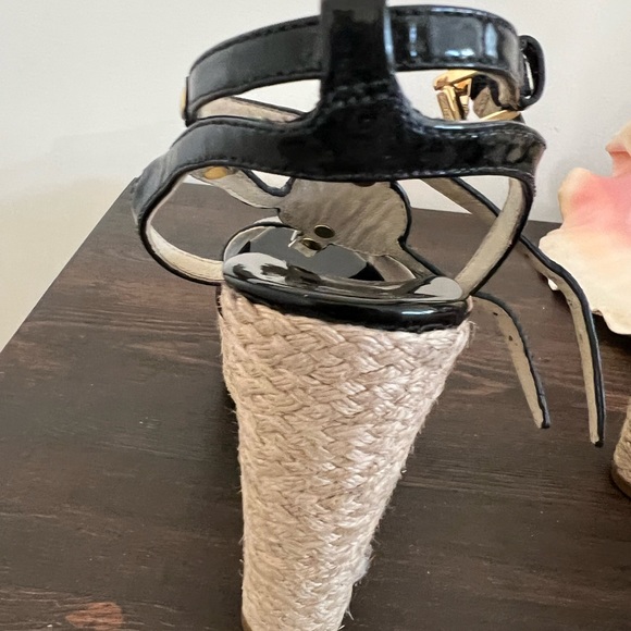 Michael Kors leather sandals 6 - Picture 5 of 11